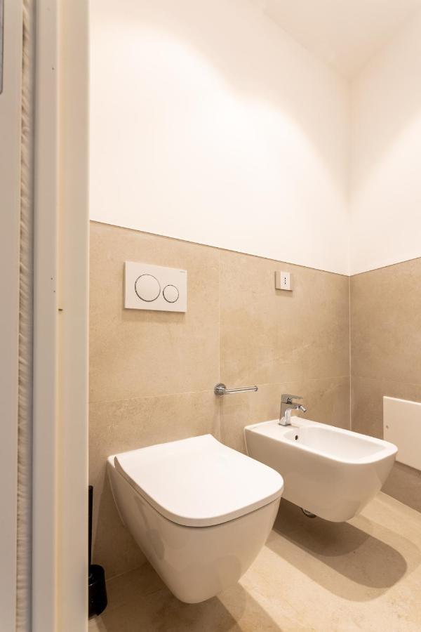 Magnini Rooms Cagliari Exteriör bild