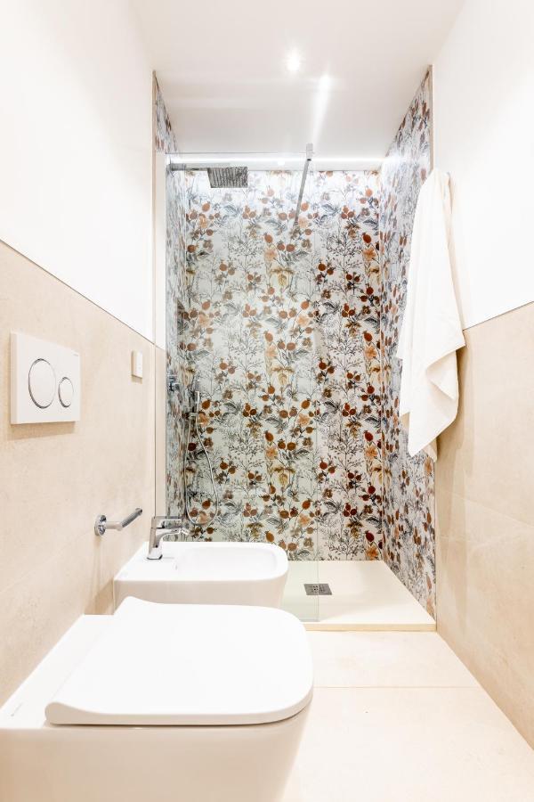 Magnini Rooms Cagliari Exteriör bild