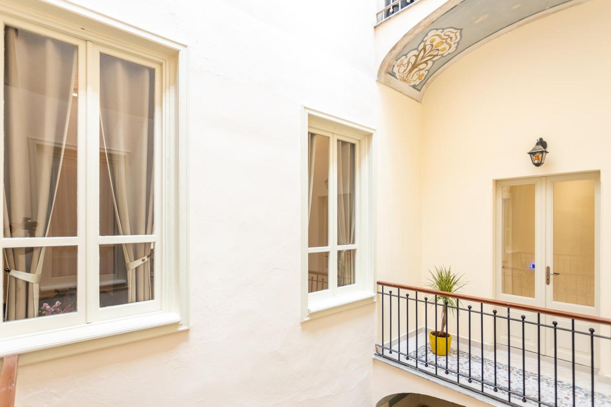 Magnini Rooms Cagliari Exteriör bild