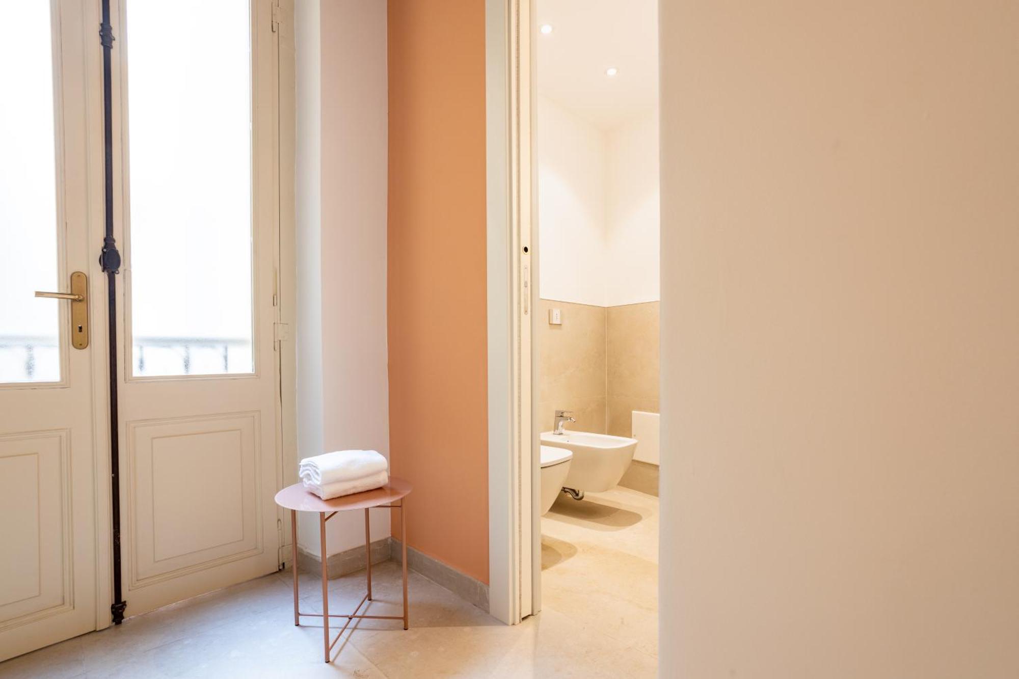 Magnini Rooms Cagliari Exteriör bild