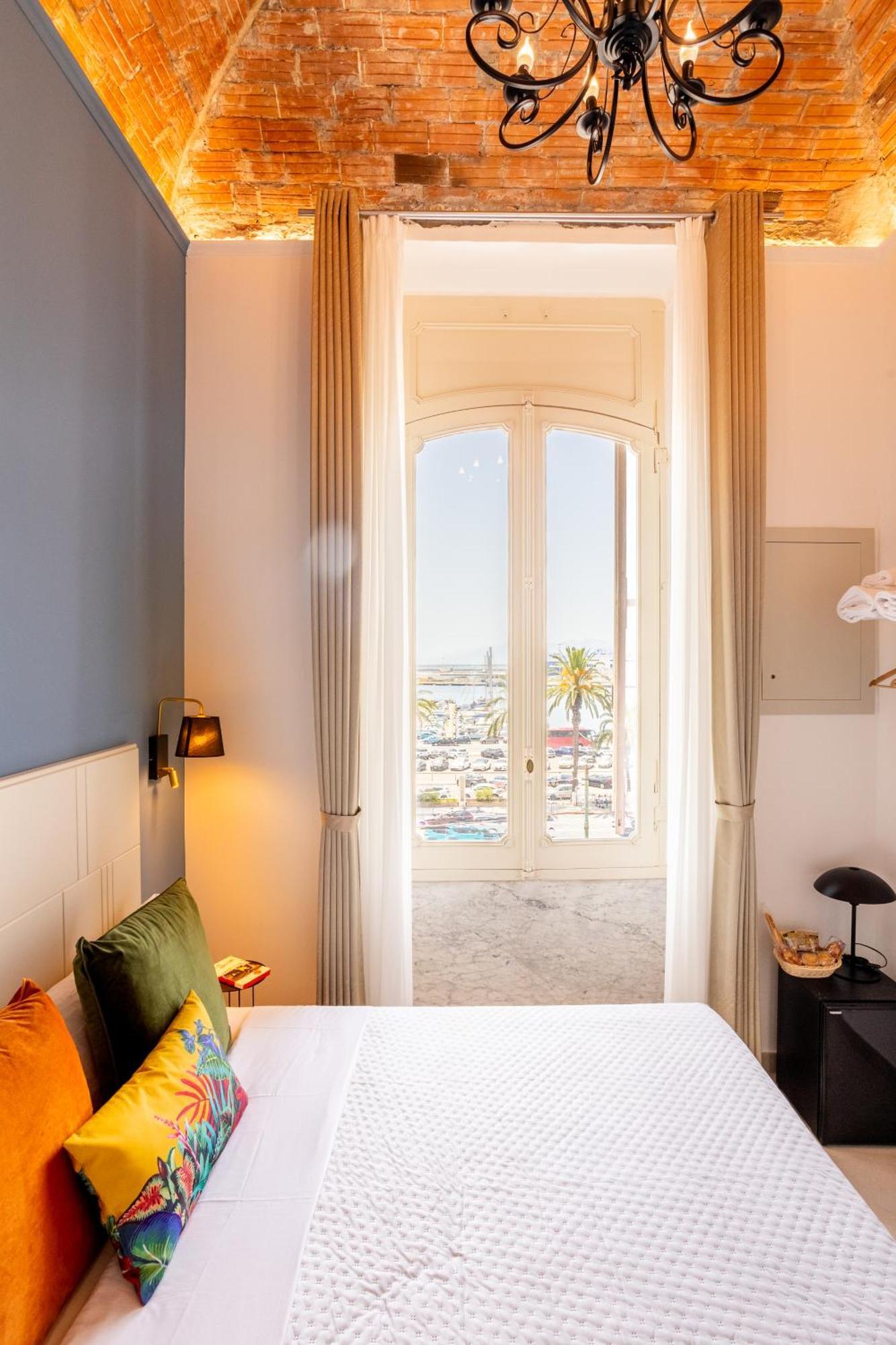 Magnini Rooms Cagliari Exteriör bild